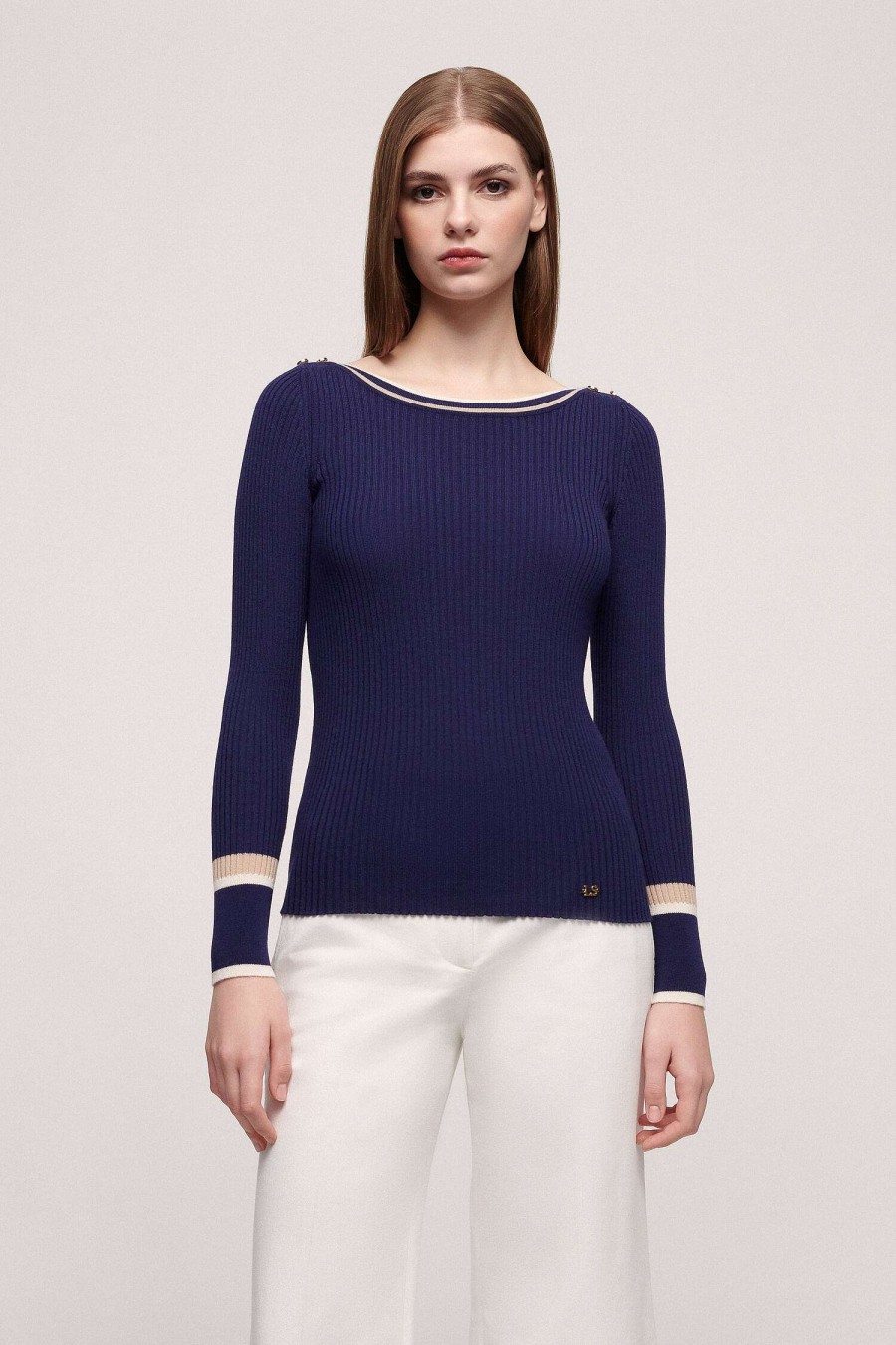 Wholesale Martini Knitwear