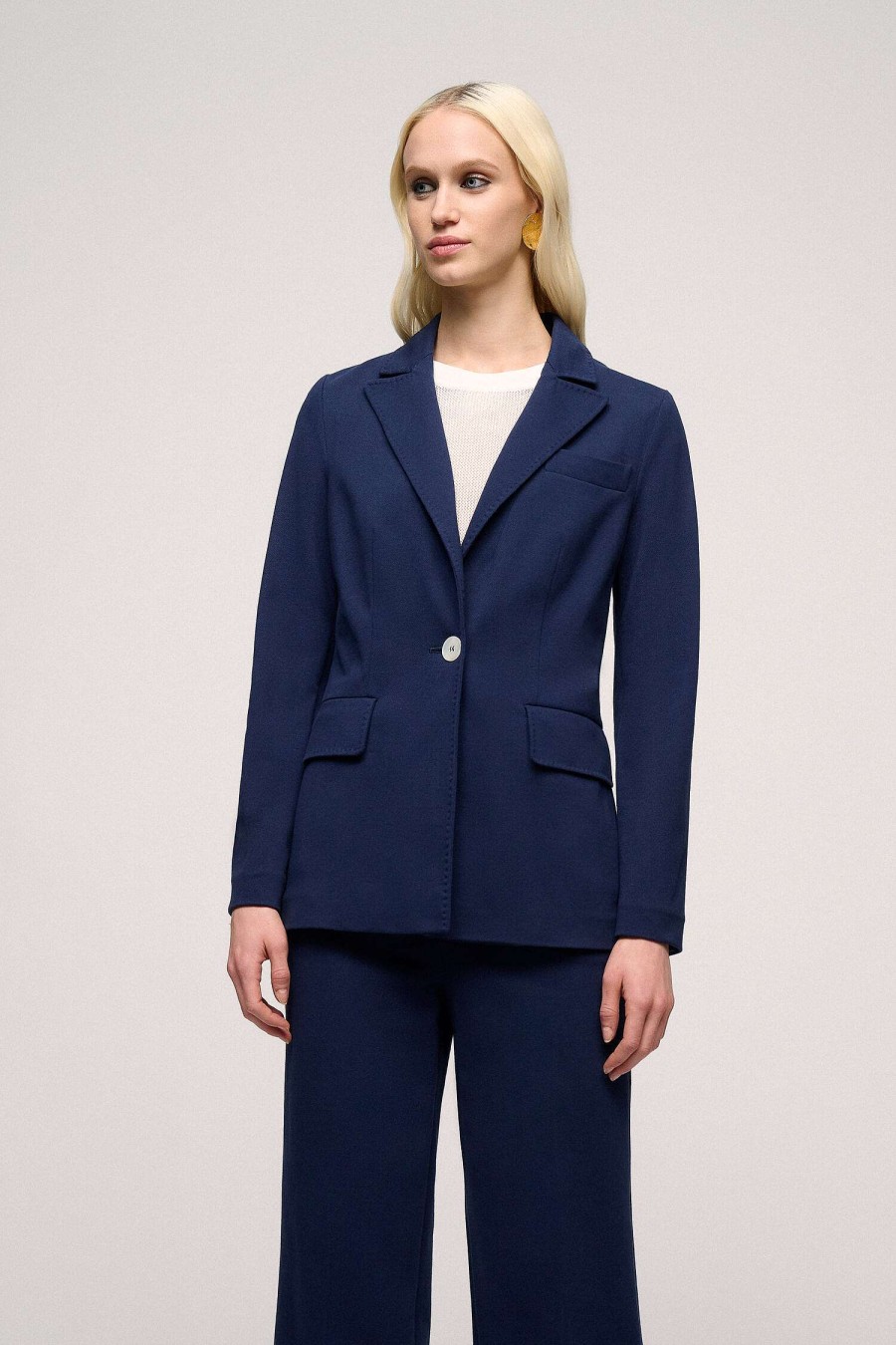 Wholesale Vecla Jackets & Blazers