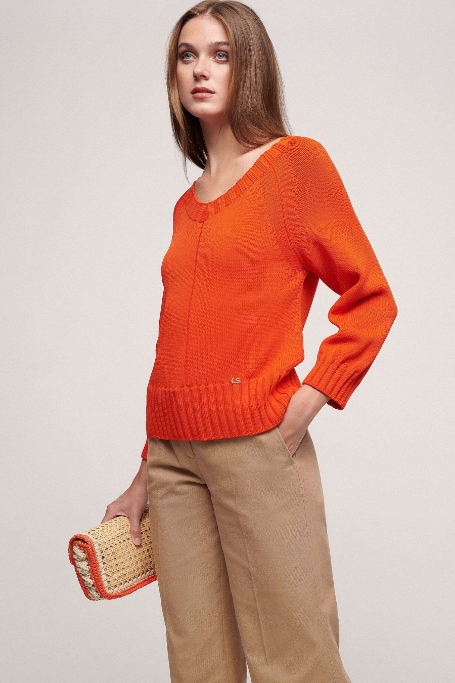 Hot Cortona Knitwear