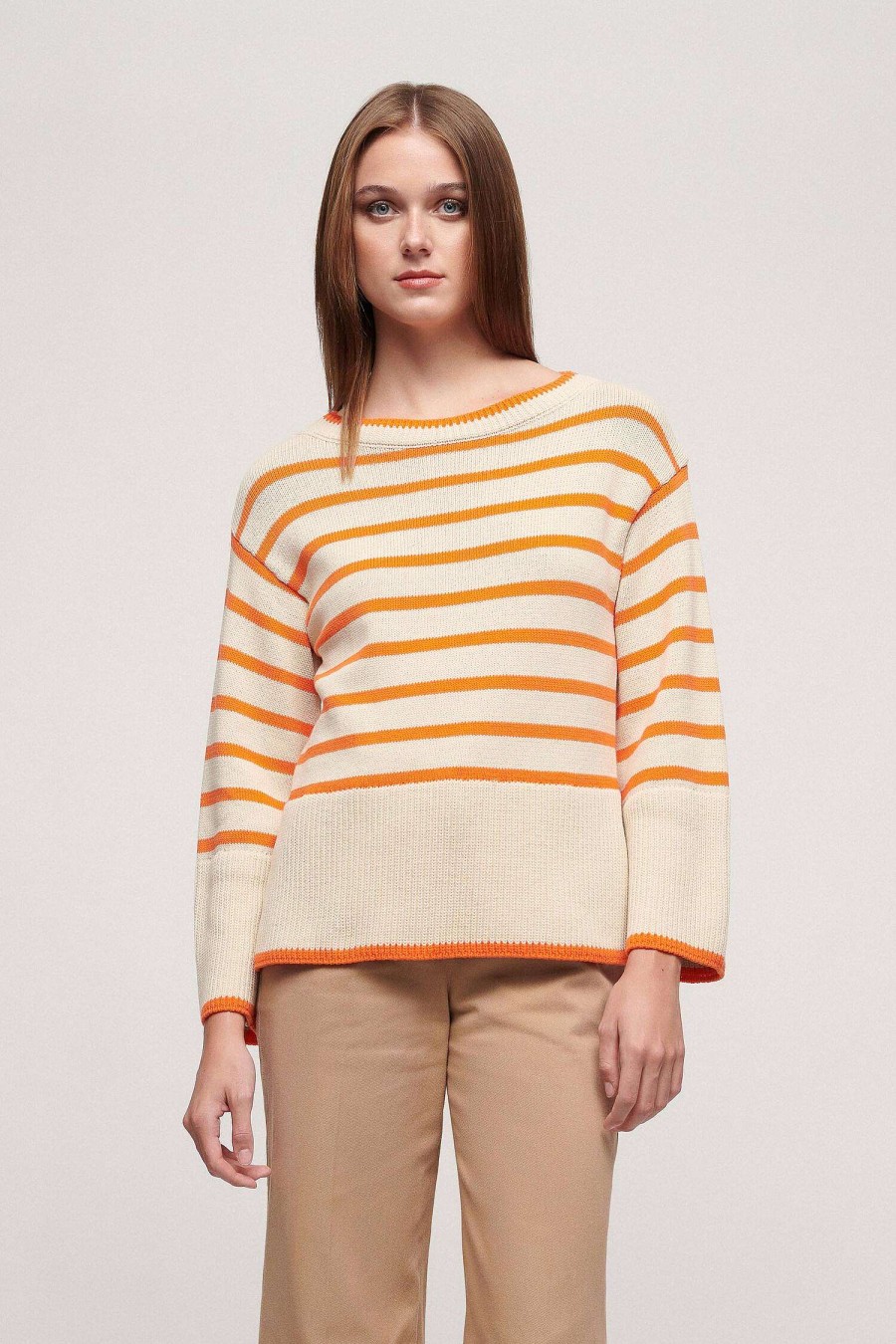 Hot Cortina Knitwear